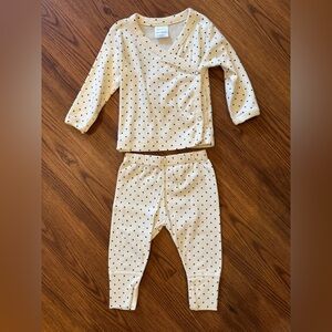 Hanna Andersson Cream and Black Polka Dot Set